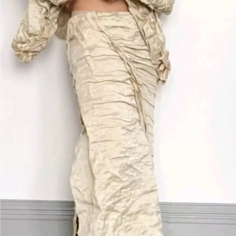 Donna Karan Sz US 4, GB 6 Ecru Silk Skirt - Picture 2 of 16